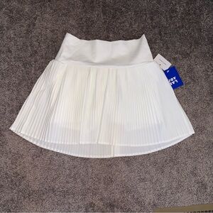 NWT White JOYLAB Pleated Skort